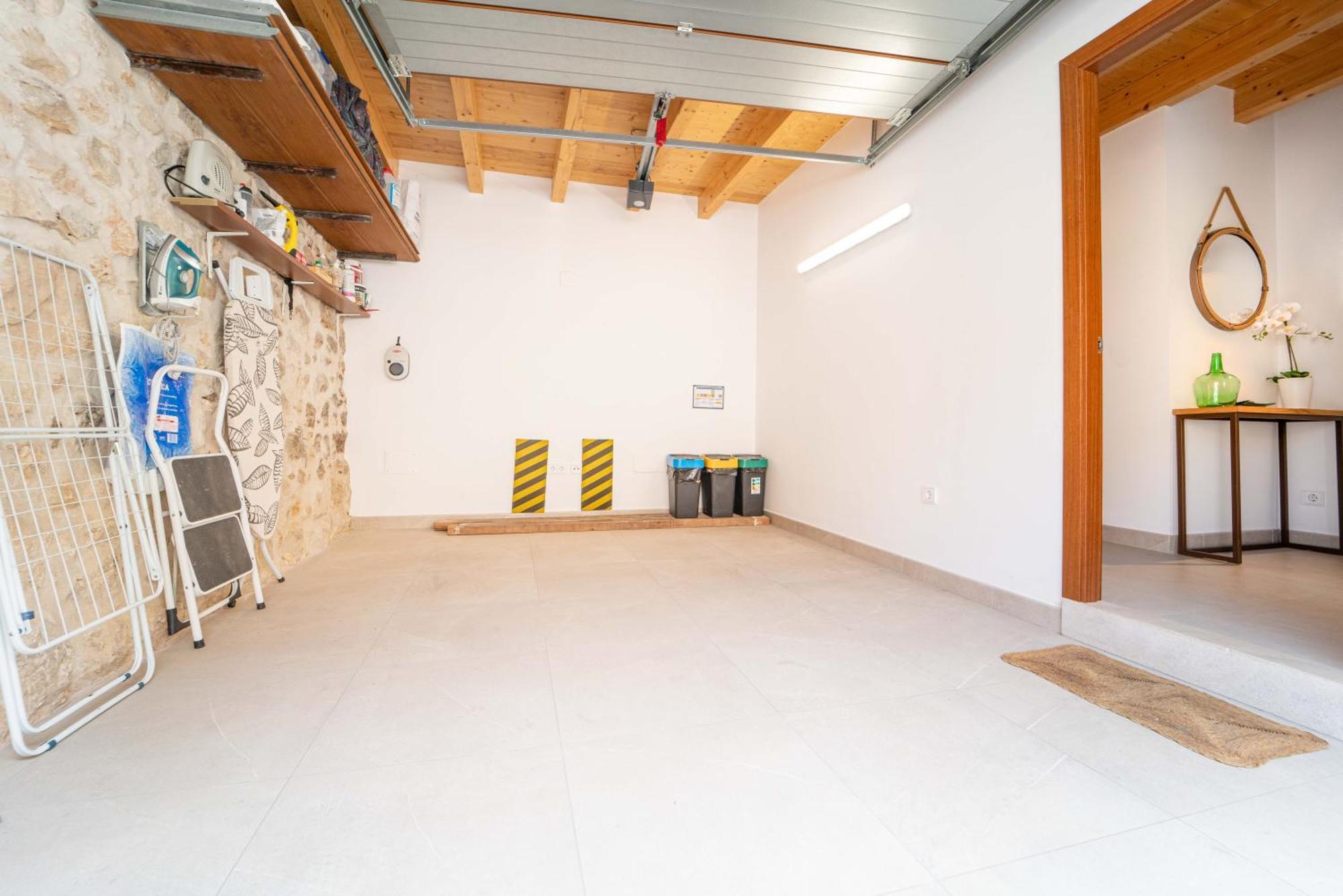 Vakantiehuis Townhouse Bonany By Homevillas360 Vilafranca De Bonany